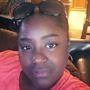 Meet your Posher, Lakiva